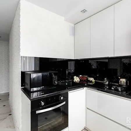 Apartament Lux On Biruzova Mińsk